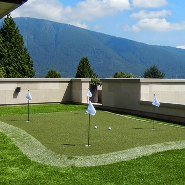 Golf and Putting Greens with Artificial Grass
