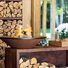 outdoor kitchen