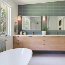 Master Vanity