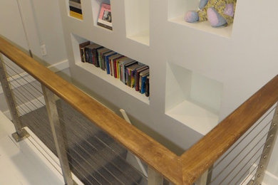 Home design - contemporary home design idea in Columbus