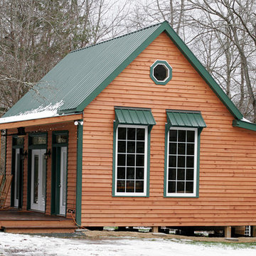 Artistically Customized Guest Cabin
