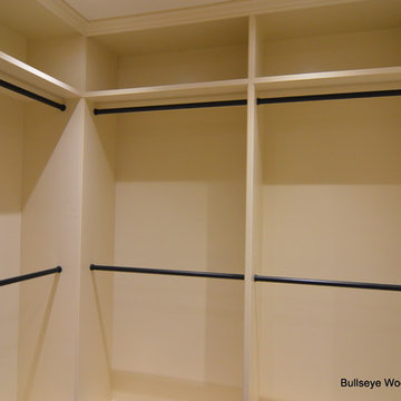 Lieuvin Court Master Closet