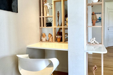 Réalisation d'une chambre d'enfant minimaliste.