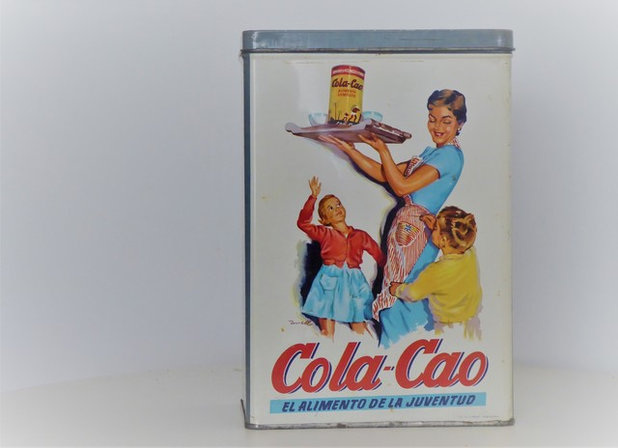 Dos clásicos del diseño de packaging español: Cola Cao y Puig