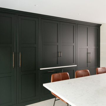 Classic In-Frame Shaker Kitchen & Bar - Islington