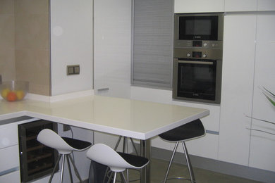 Cocina blanca sin tirador