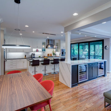 Spectacular Spacious Kitchen