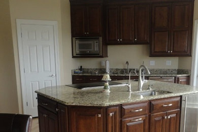 Example of a kitchen design in Indianapolis