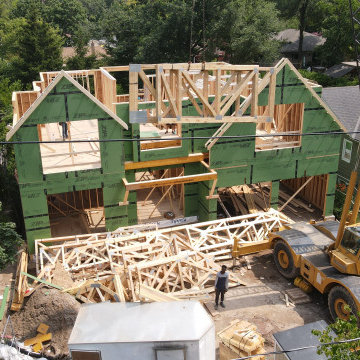 Structural Truss Installation & Framing – Custom Home in Oakville