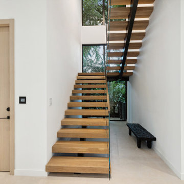 Contemporary Home - 11