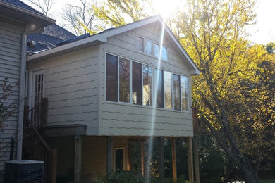 Example of a classic exterior home design in Minneapolis