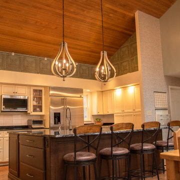 Sophisticated Farmhouse Kitchen & Mudroom