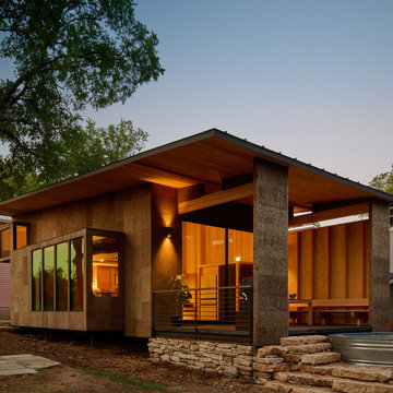 CROSS CABIN