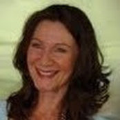 Fiona Robertson's photo