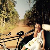 Tay April's photo