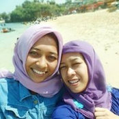 Dewi Amalia's photo