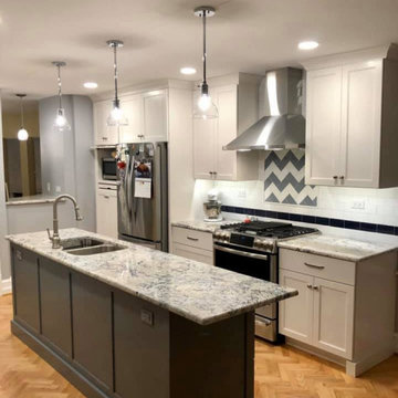 Transitional Small | Functional Kitchen