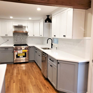 Eye Catching Two Tone Kitchen