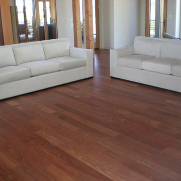Santos Mahogany