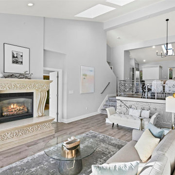 1863 Grand View Dr