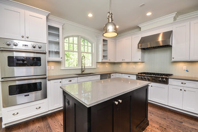 Transitional kitchen photo in New York
