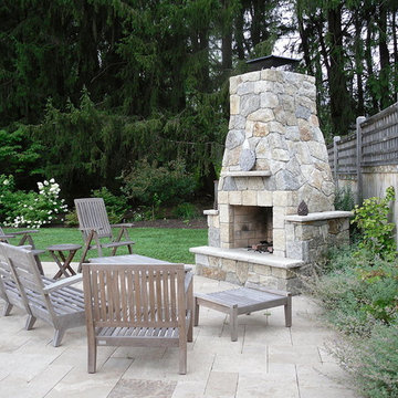 Fire Features & Outdoor Kitchens
