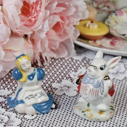 Alice in Wonderland Salt And Pepper Set - Serveware