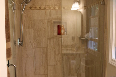 Example of a mid-sized classic bathroom design in Detroit