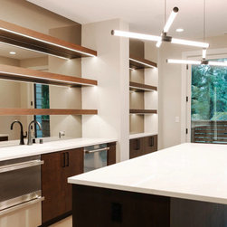 Elevating Modern Bar Design in Medina - Pendant Lighting