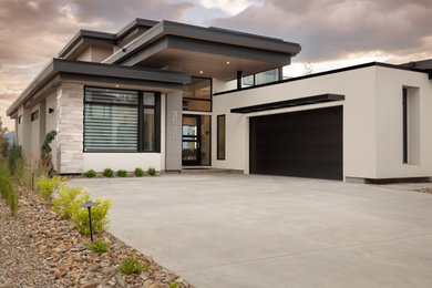 LAKESTONE SHOWHOME