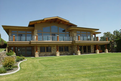 Arts and crafts exterior home photo in Seattle