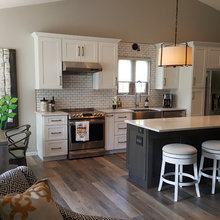 Mom Kitchen