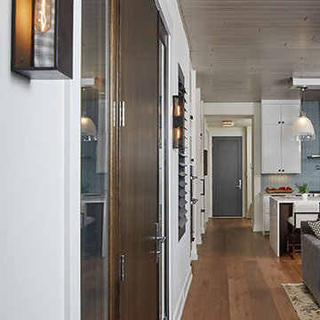 Winston - Contemporary Waterfront