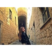 Özge Soytürk's photo