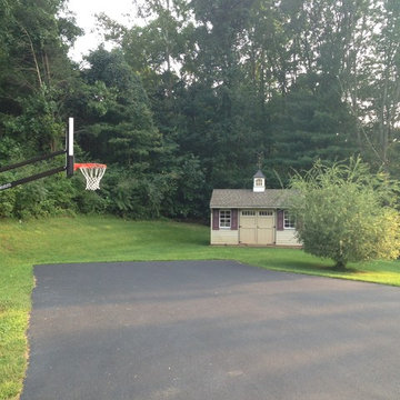 Robert K's Pro Dunk Gold Basketball System on a 60x25 in Birdsboro, PA