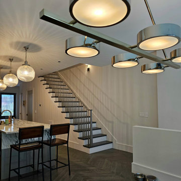 Project #112 | Traditional Staircase with Continuous Rail System