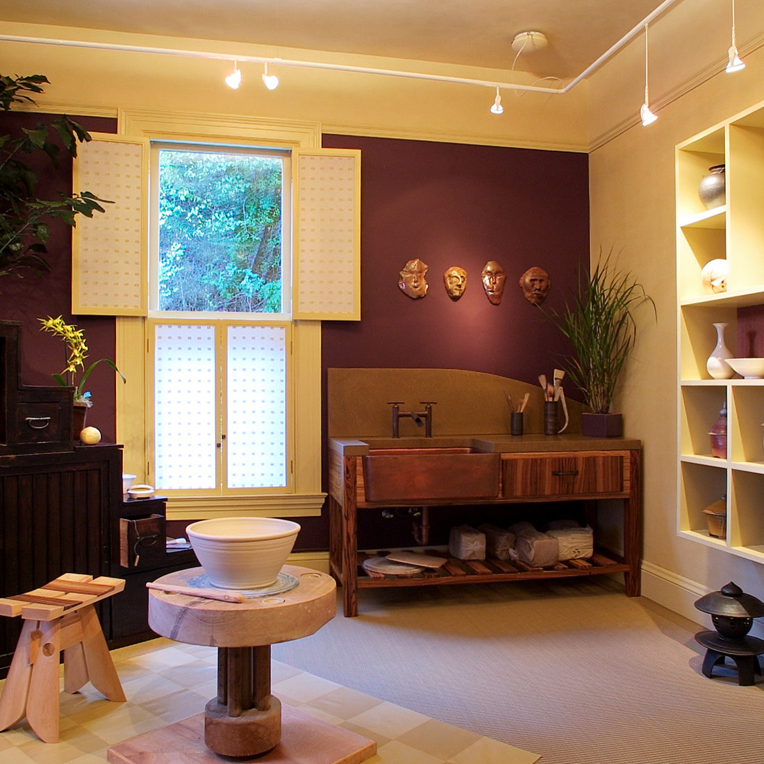 Designer Showcase: A Potter's Studio