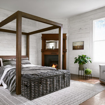 Loft Bedroom with Canopy Bed Design