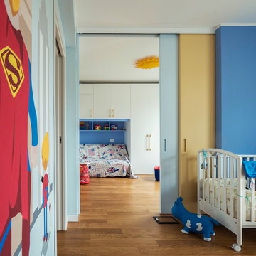 La cameretta dei due soli e dei supereroi