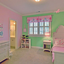 Sydnee's bedroom