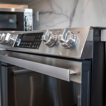 30 in. Electric Convection Slide-In Range with Air Fry (SSR3065JS)