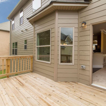 Annistown Meadows: Moon Beam Court Home
