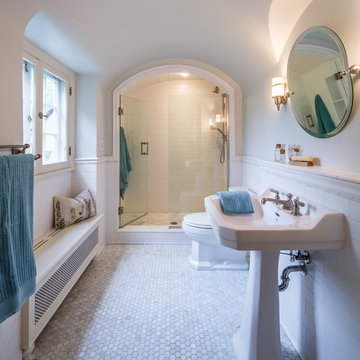 Traditional Bathroom