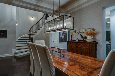 Example of a minimalist dining room design in Nashville
