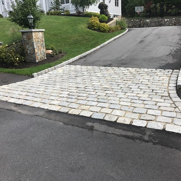 READING GRANITE COBBLESTONE DRIVEWAY APRON