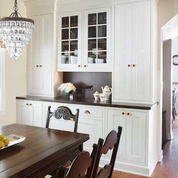 Chicago Built-in Dining Room Buffet. Design by Fred M Alsen of fma Design.