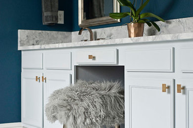 Inspiration for a shabby-chic style home design remodel in Austin