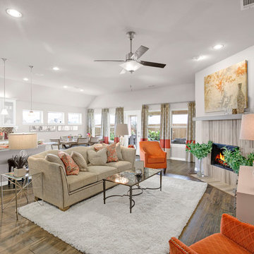 Dallas, Texas | Gateway Parks - Premier Palm Living Room