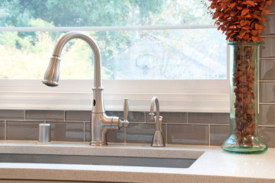 Inspiration for a contemporary kitchen remodel in Portland