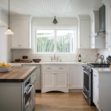 farmhouse kitchen